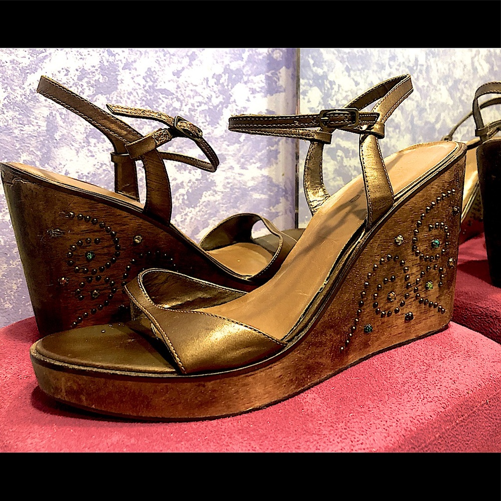 Bebe wedges